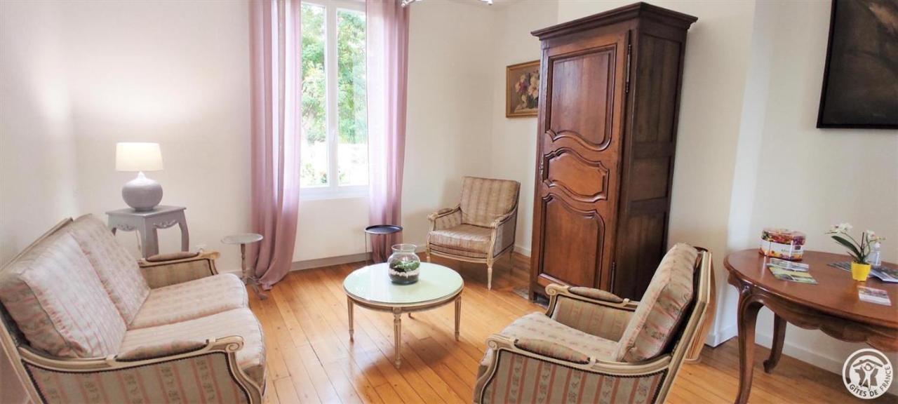 Au Fil De L'Eau Bed & Breakfast Milly-sur-Therain Exterior photo